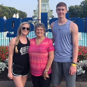 Meet your Posher, Carol